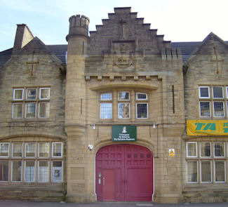 Huddersfield - Queen Street - Main entrance